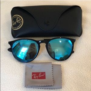 Precious sale canceled - Ray-Ban Erika Classic